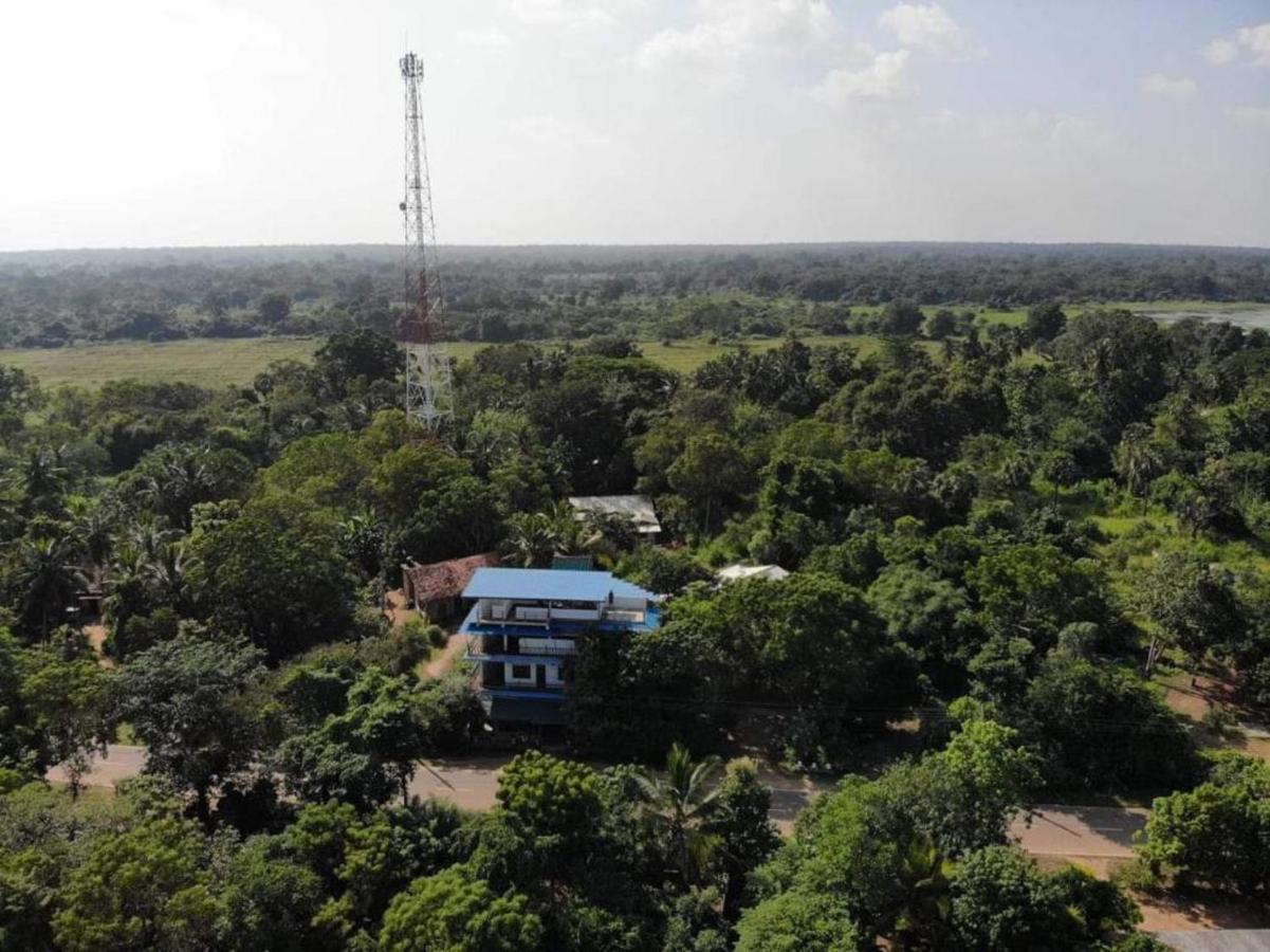 Wilpattu Dolosmahe Exterior photo