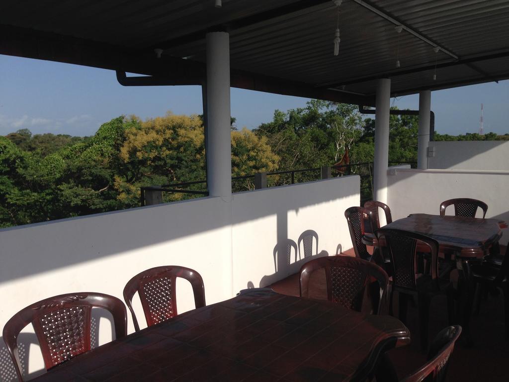 Wilpattu Dolosmahe Exterior photo